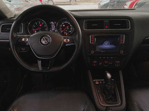 Imagem 9 de 12 de Volkswagen Jetta 2.0 Comfortline Gnv Automático 2016