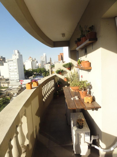 Imagen 10 de 19 de Departamento En Venta En La Plata