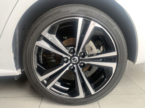 Imagen 10 de 15 de Nissan Sentra 2020 2.0 Sr Mt