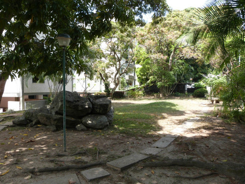 Apartamento En Venta Santa Eduvigis Lb25-1254