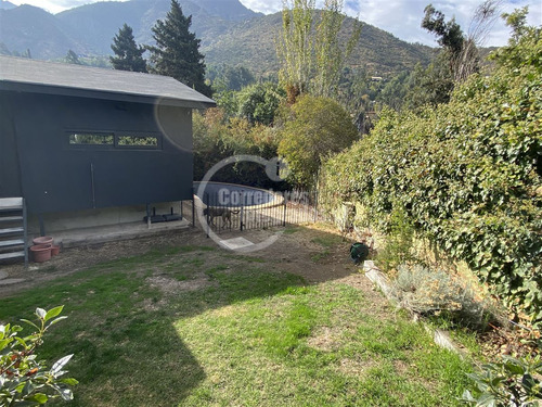 Casa En Venta De 4 Dorm. En Lo Barnechea - El Arrayán