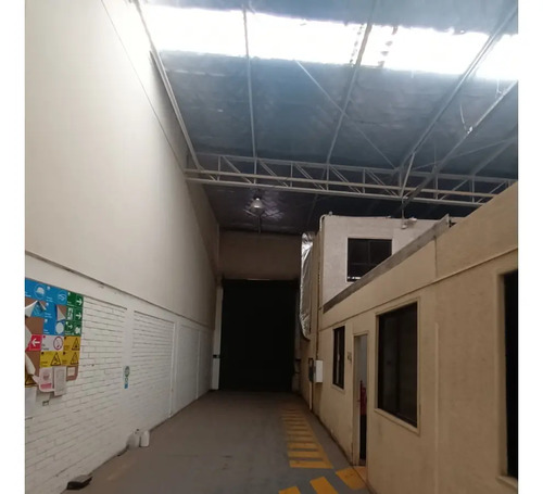 Bodega De 560 M² En Condominio En Quilicura