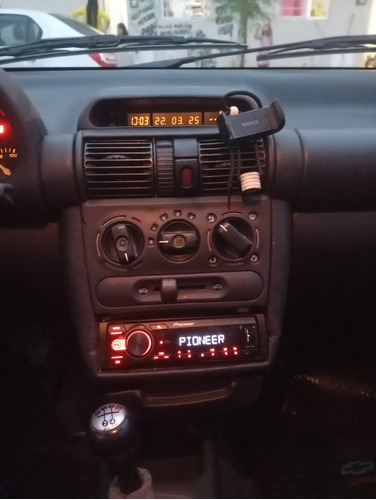 Chevrolet Corsa 1.7 D Gl Aa Dh Sw
