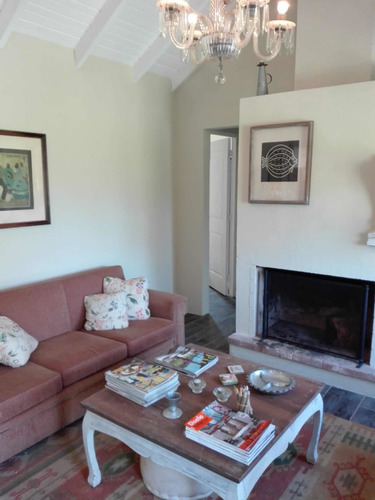 Imagen 28 de 30 de Inmobiliaria Viale. ****** V E N D E *********oportunidad !! Bella Vista , 100m Delmar , Piscina , 2 Domitorios , Apartamento De Visitas, Cochera , Deposito Herramientas .