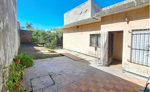 Casa 5 Amb. En Lote Propio En Venta En Lanus Oeste