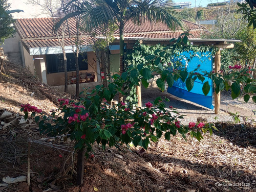 Vendo Linda Chácara (porteira Fechada) Em Jambeiro Direto Com O Proprietário!