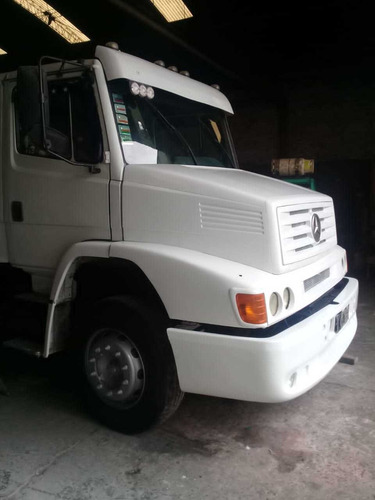 Mercedes Benz 1620