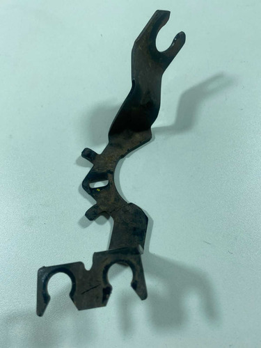 Suporte Sensor Abs Diant. Dir. Renault Sandero 2014 (usado)