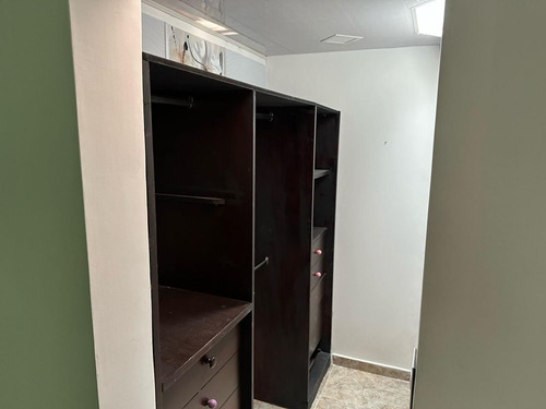 ¡oportunidad De Inversión! 2 Apartamentos Independientes En Edificio Lizzeth (18424).