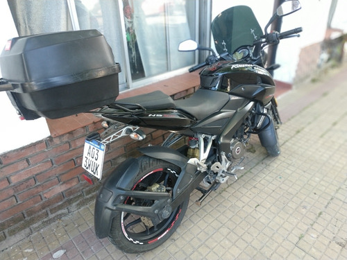 Rouser Bajaj Ns 200