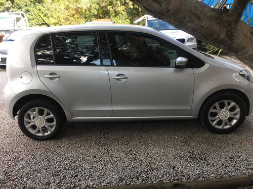 Volkswagen Up! 2016 1.0 High Up! 75cv