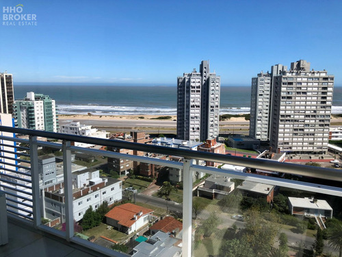 Apartamento En Venta Y Alquiler Torre Manhattan. Punta Del Este. Aidy Gril.