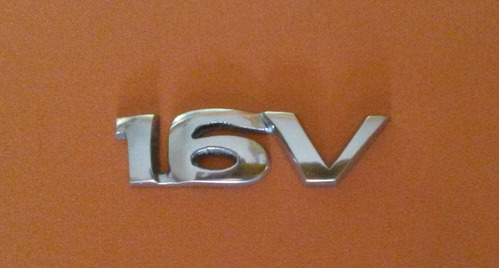 Emblema 16v Aveo Metal Pulido C/u