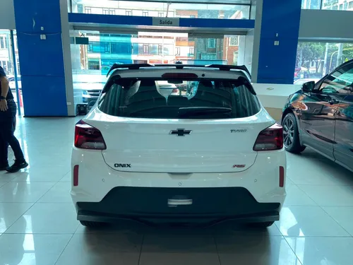 Chevrolet Onix Turbo Rs 2025