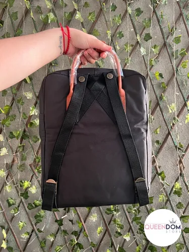 Mochila cuadrada kanken sale