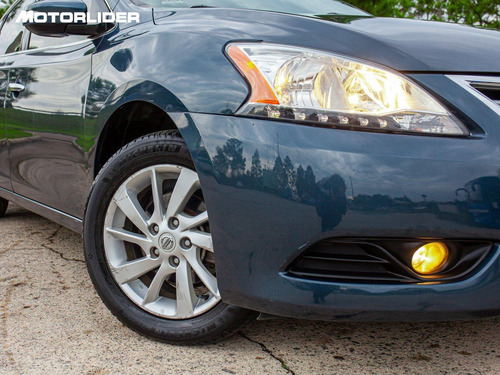 Imagen 18 de 25 de Nissan Sentra 1.8 Advance Cvt | Permuta / Financia