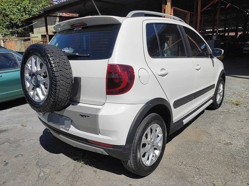 Volkswagen Crossfox 1.6 Mi Flex 8v 4p Manual