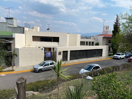 Imagen 1 de 22 de Hermosa Casa Con Jardín En Paseos Del Bosque