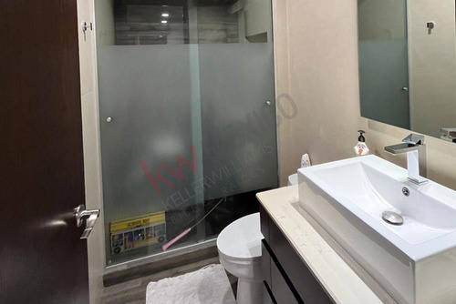 Casa En Venta, En Condominio Cerrado En Interlomas