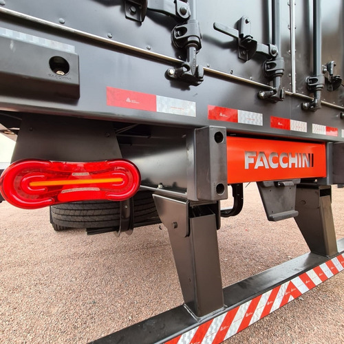 Imagem 9 de 11 de Carreta Sider Facchini 30 Pallets Suspensão Pneumática 2021