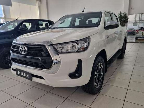 Toyota Hilux 2.8 D-4D TURBO DIESEL CD SRV 4X4 AUTOMÁTICO