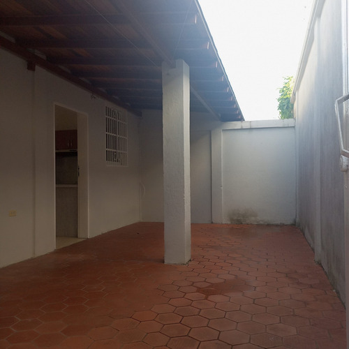 Imagen 20 de 23 de Se Alquila Casa En Residencias Ruiz Tipuro Al02-142st-mfarr
