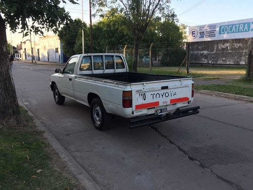 Toyota Hilux 2.8 S/cab 4x2 D 1999
