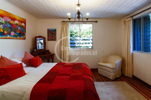 Casa Remodelada En Sector Tradicional De Sto. Domingo