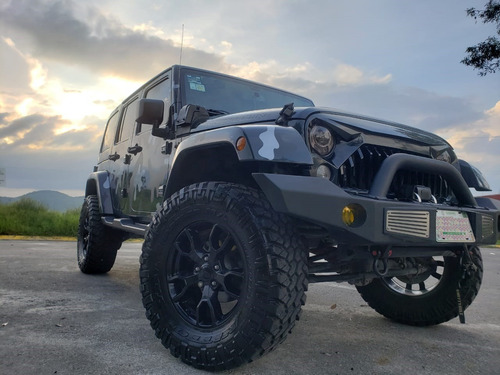 Imagen 12 de 15 de Jeep Wrangler 2017 3.6 Unlimited Rubicon Recon 4x4 At