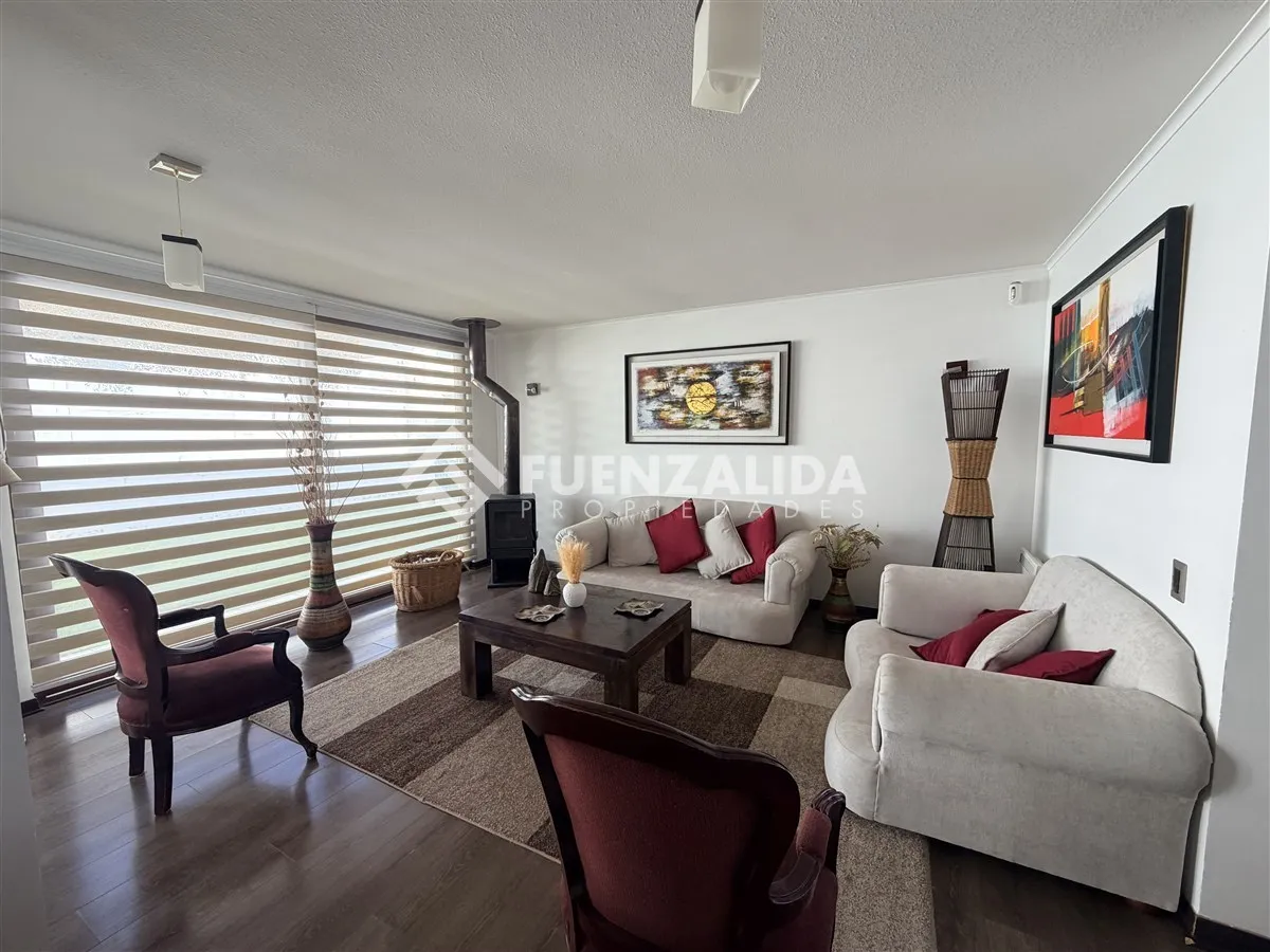 Imagen 5 de 30 de Casa En Venta De 4 Dorm. En La Reserva