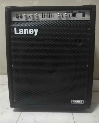 Amplificador De Bajo Laney Rb8 300watts Rms