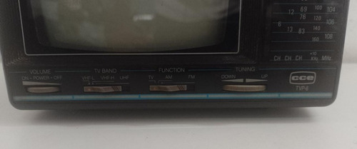 Imagem 5 de 8 de Mini Tv - Cce Tvp-6 - Com Defeito, Ler Descrição