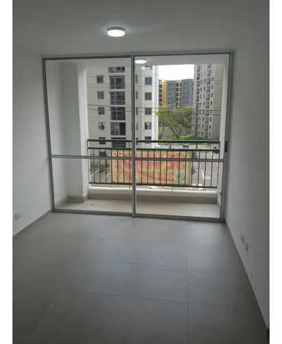 Venta Apartamento 60mts2, En Guabinas, Yumbo, 13093-1
