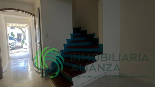 Casa En Venta En El Tejar. Cod V61711