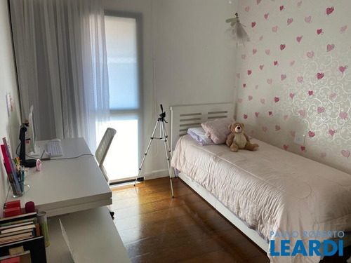 Imagem 15 de 15 de Apartamento - Moema Pássaros - Sp - 624864