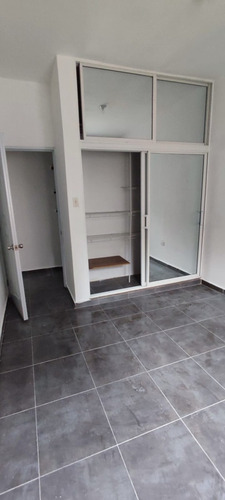 Gazcue Alquiler Apartamento Sin Amueblar De 1 Habitacion, Facil Acceso A Gascue, Uce, Ufhec, Zona Universitaria, El Vergel, Miraflores, Don Bosco, Chavon, Zona Colonial, Tetatro Nacional