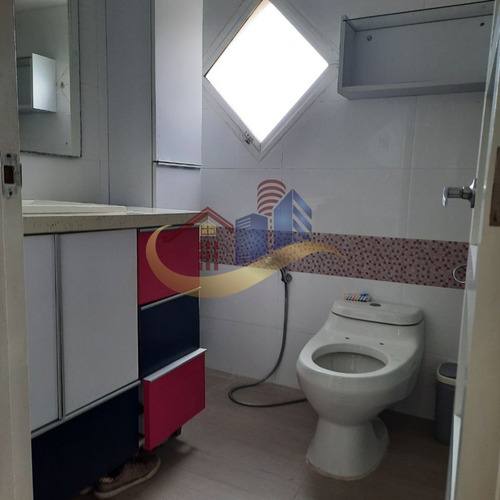 Imagen 9 de 11 de Apartamento En Venta En Macuto De 3 Hab. 2 Baños Ref 979
