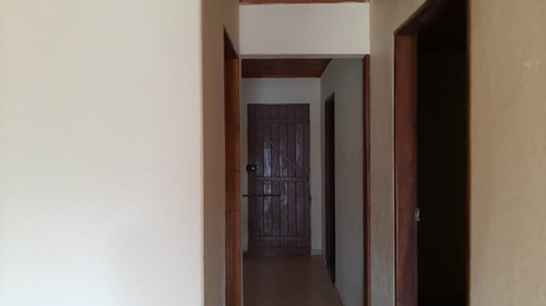 Imagem 11 de 30 de Chácara 22.400m2, Rica Em Água Com Riacho, 3 Casas Sendo 1 Sede E 2 Casas De Caseiro, Pomar, Topografia Plana, Ótima Localização - Ch00218 - 70678592
