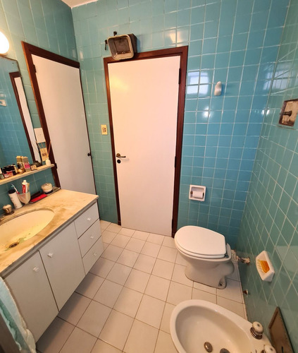 Chalet Estilo Español 5 Amb. En Piñeyro-avellaneda