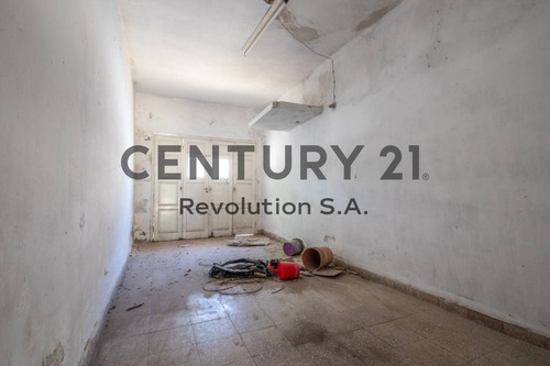 Imagen 15 de 19 de Casa A Remodelar En San Lorenzo - Alem Y San Carlos - Permutas - 324,7 M²