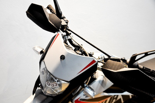 Imagen 22 de 25 de Motomel Skua 150 Silver Edition Escape Deportivo