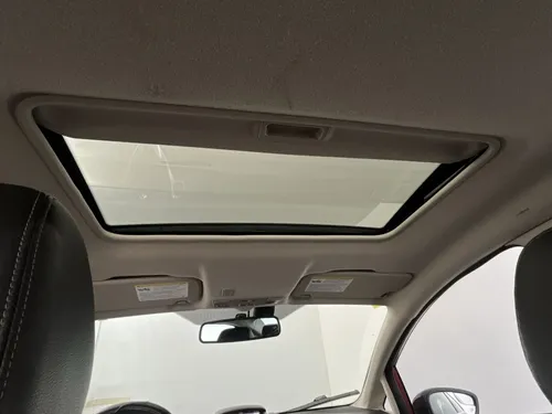 Ford Fiesta TITANIUM 1.6 AUT