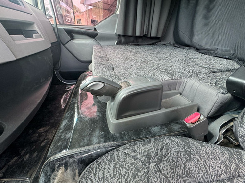 Volvo Vm 330 Bitruck 8x2 Ano 2019