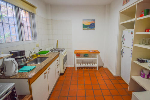 Excelente Propiedad En Venta, En Martínez! Local 2 Viviendas, Venta En Block!