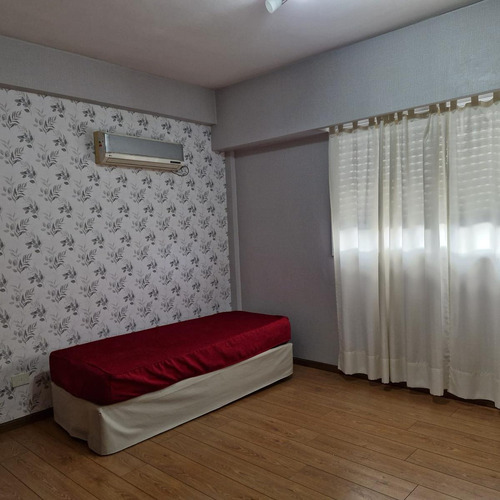 Venta De Chalet 4 Ambientes