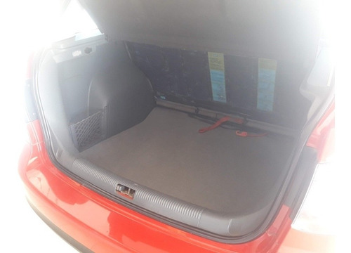 Volkswagen Suran 1.6 Comfortline 101cv 11a 2010