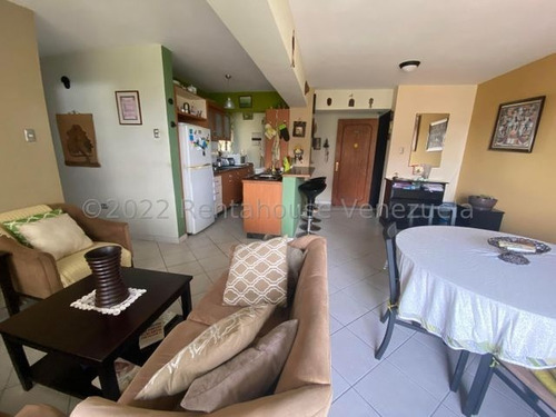 Imagen 9 de 23 de Angelica Nati Rent A House Apartamento En Venta Altos Del Mirador Valencia Cod 22n3940 Ar