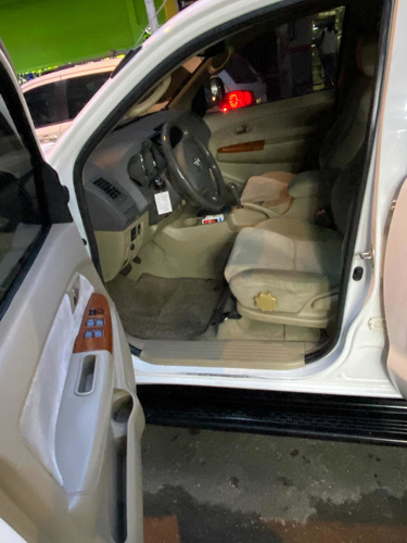 Toyota Fortuner 2010 3.0 Sr5