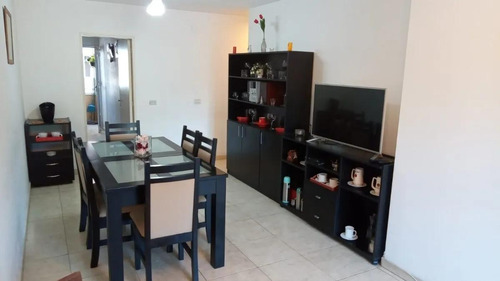 Imagen 11 de 12 de Departamento En Venta - 2 Dormitorios 1 Baño 100mts2 - Villa Carlos Paz