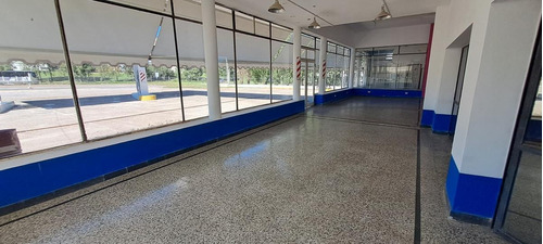 Imagen 26 de 30 de Estación De Servicio, Lavadero Y Locales Comerciales A La Venta En Victoria, Entre Ríos